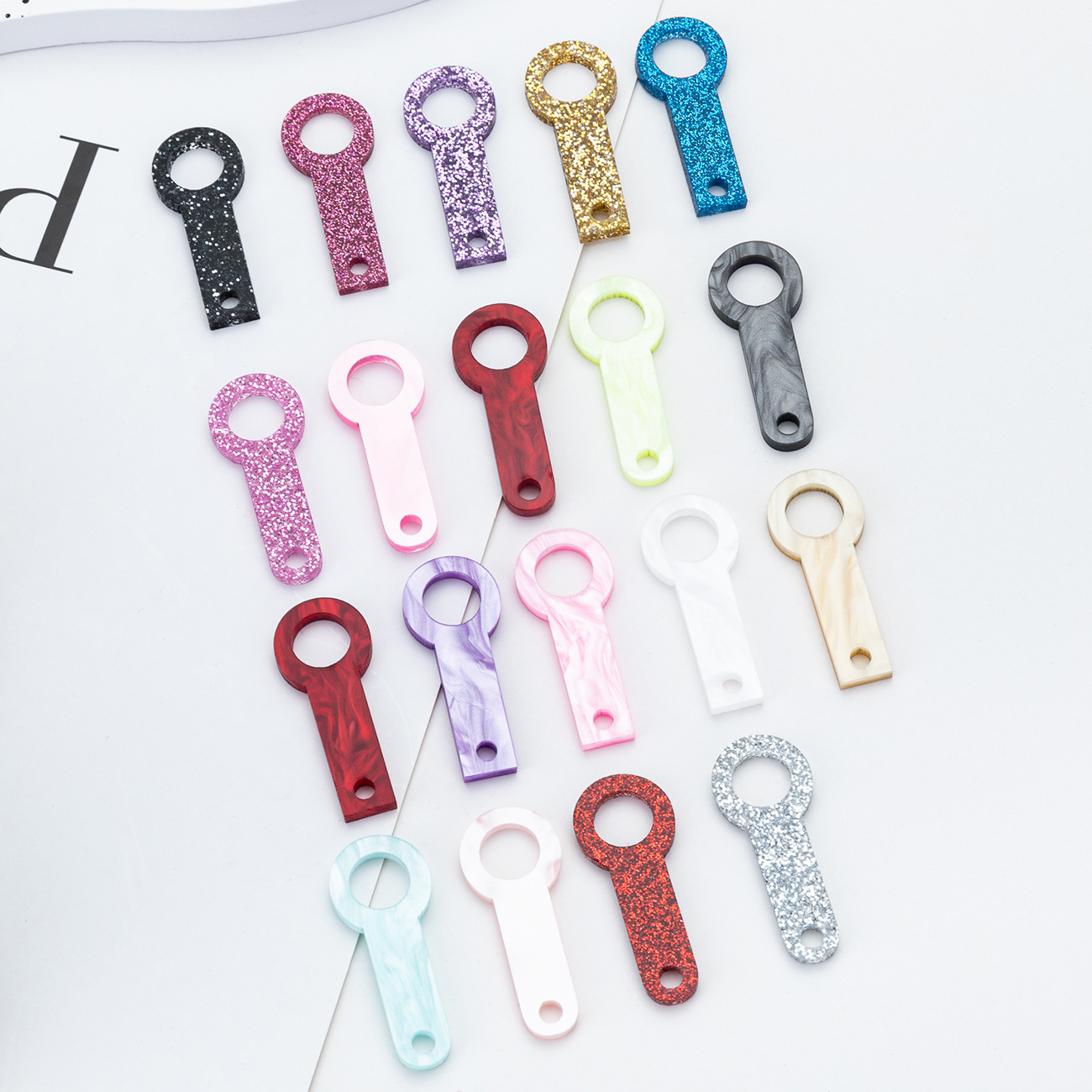 Nuevo DIY cuentas acrílico colgante de paja adecuado para 8mm - 10mm Ice Ba Cup accesorios de paja al por mayor