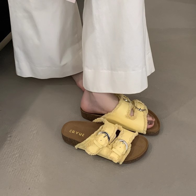 Zapatillas Birkenstock de suela gruesa para mujer en verano 2025 retro hada viento borla fea linda dama plana sandalias Boken marea