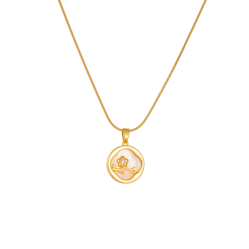 Elegant Flower Mother Pearl Shellfish Titanium Steel Wholesale Pendant Necklace display picture 7