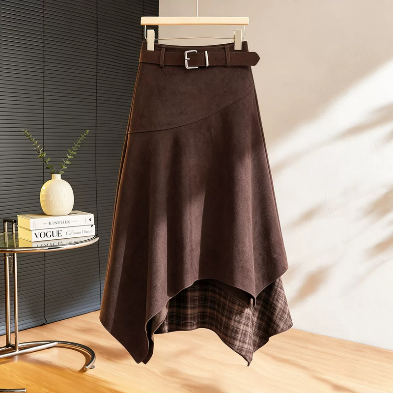 Melard brown suede skirt, women's autumn/winter 2026 new collection, plaid, asymmetrical A-line pleated skirt Melard brown suede skirt, women's autumn/winter 2026 new collection, plaid, asymmetrical A-line pleated skirt