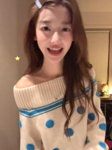 ���r���d��q�������Ӻ��nϵһ�ּ�ᘿ�ë��Ů�ﶬ¶�粨�cŮ��