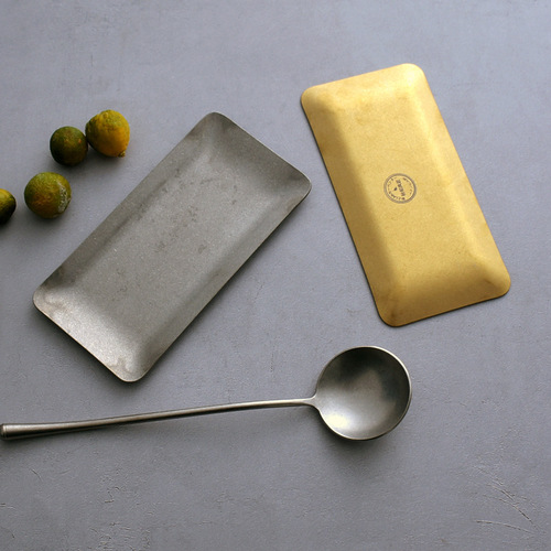 Japanese retro metal small plate gold and silver creative 304 stainless steel towel plate dessert plate jewelry storage plate