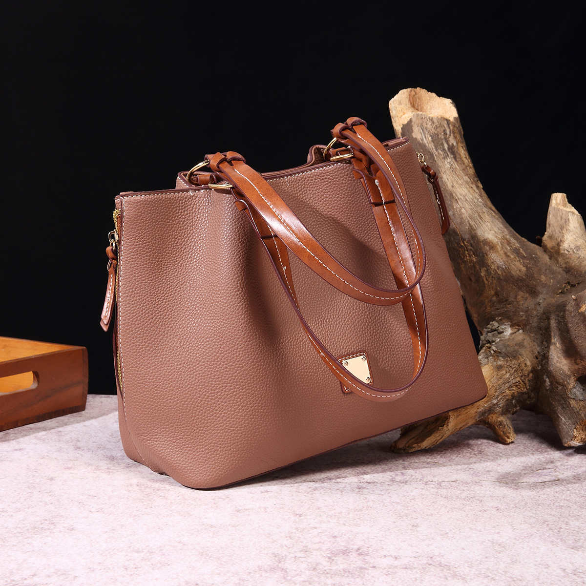 Retro Pebble Lychee Particle Texture Single Shoulder Mother-in-law Women's Bag Large Capacity_voghion.com