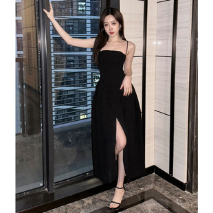 柔白黑韵 轻奢小众收腰衬衫吊带裙套装 Soft White & Black Elegant Luxe Waist-Cinched Shirt and Slip Dress Set