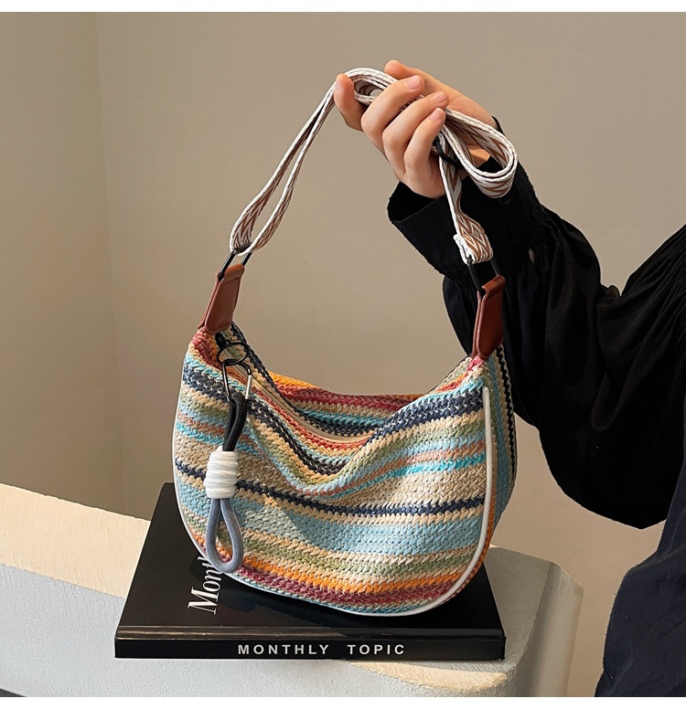 Grass for women with large capacity 2024 new summer niche design woven crossbody dumpling beach bag_voghion.com