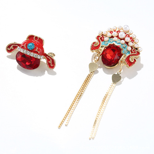 Chinese style Peking opera tiara, female and male roles for couples, retro rubber brooch, lapel pin badge