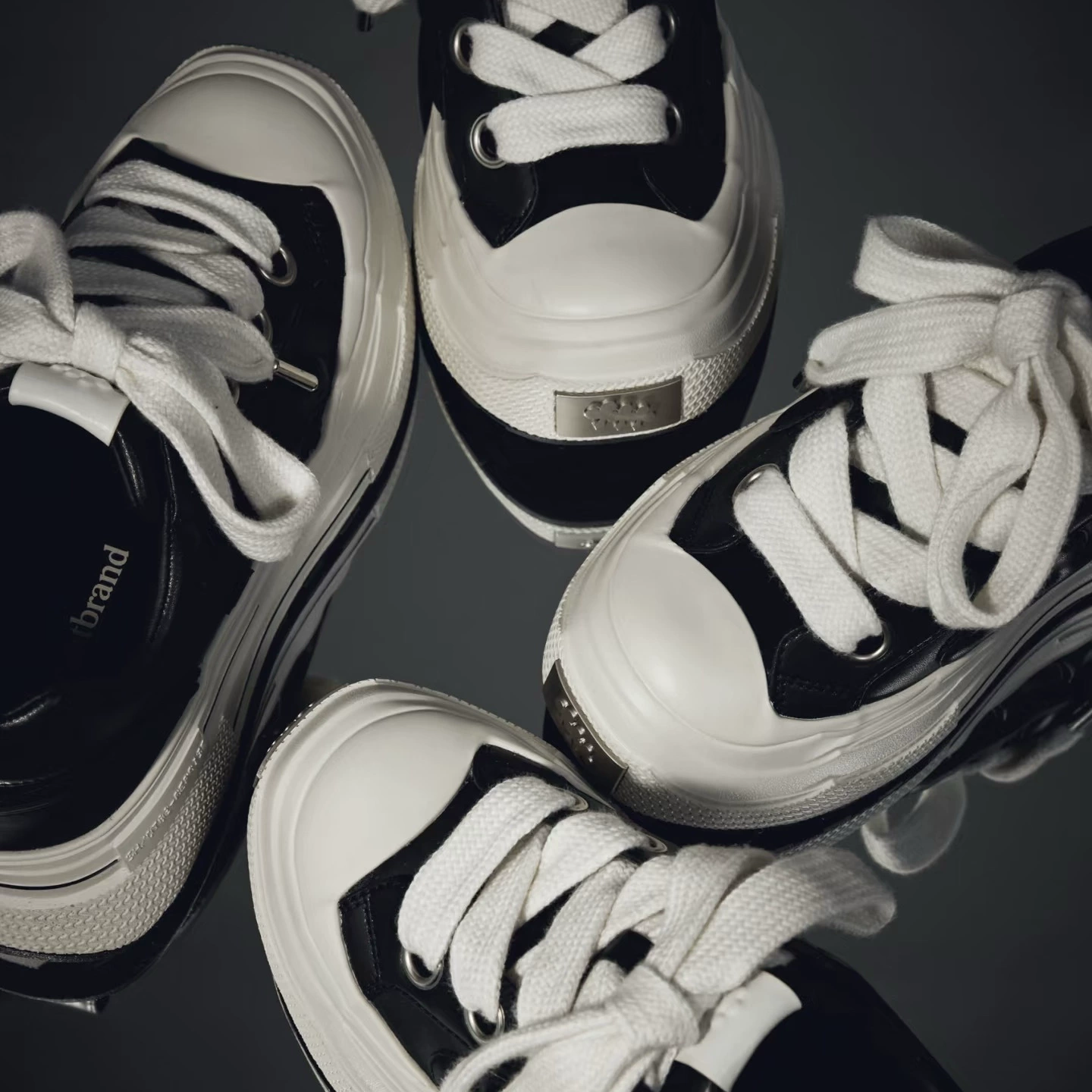 SHOU Zhuo Wei's одинаковый стиль, женская обувь в стиле ретро с цветком сливы на толстой подошве, старые парусиновые туфли, женские белые туфли в звездном стиле