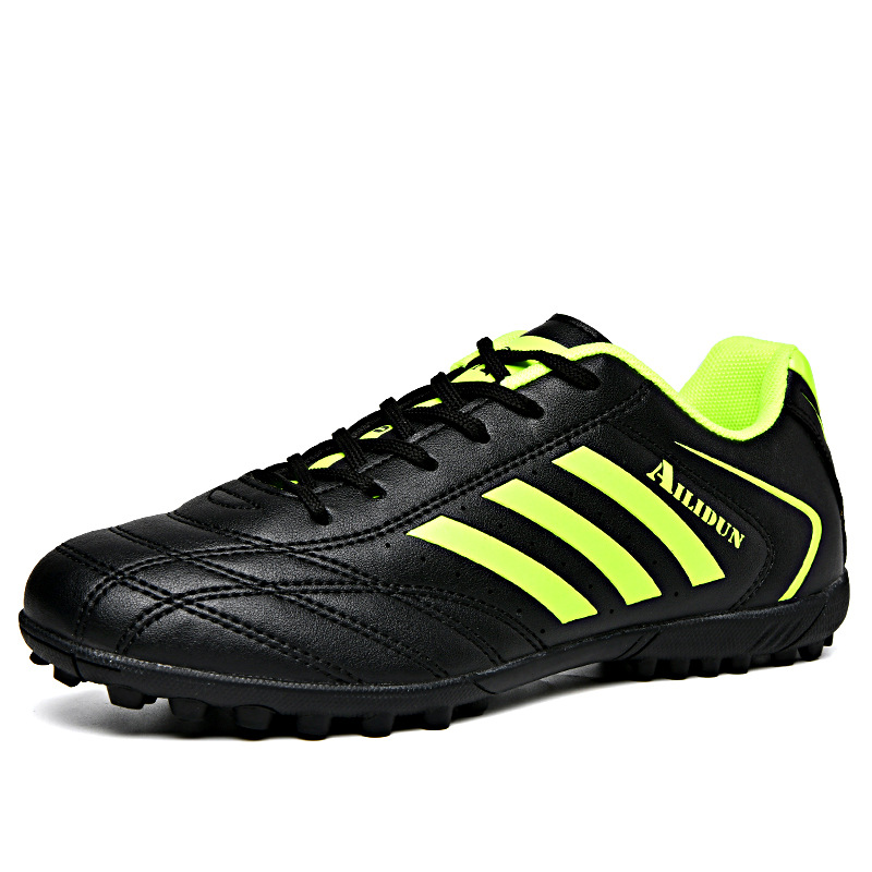 24 zapatos de fútbol para hombres de otoño bajo clavos estudiantes niños niños entrenamiento profesional zapatos de fútbol transfronterizos Amazon