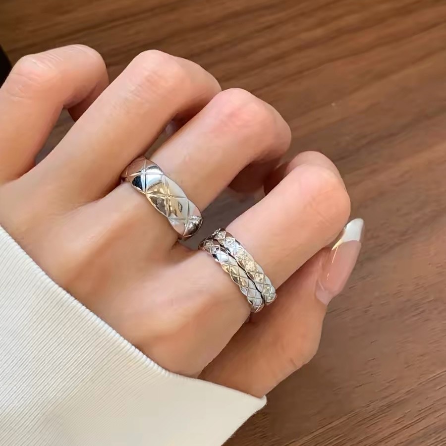 Light Luxury Rhombus-Shaped Diamond-Studded Ring for Women, Stackable, High-End Niche Design, Index Finger Ring, Pure Silver, Fashionable Commuter Style