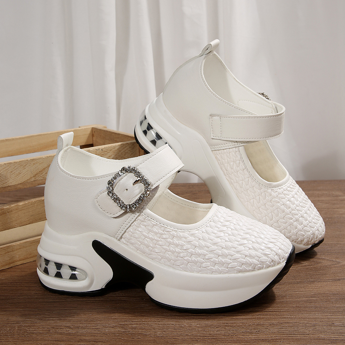 Sapatos femininos de salto plataforma tamanho grande, modelo outono, com sola grossa trançada e strass, casuais e esportivos, tamanho 43._voghion.com