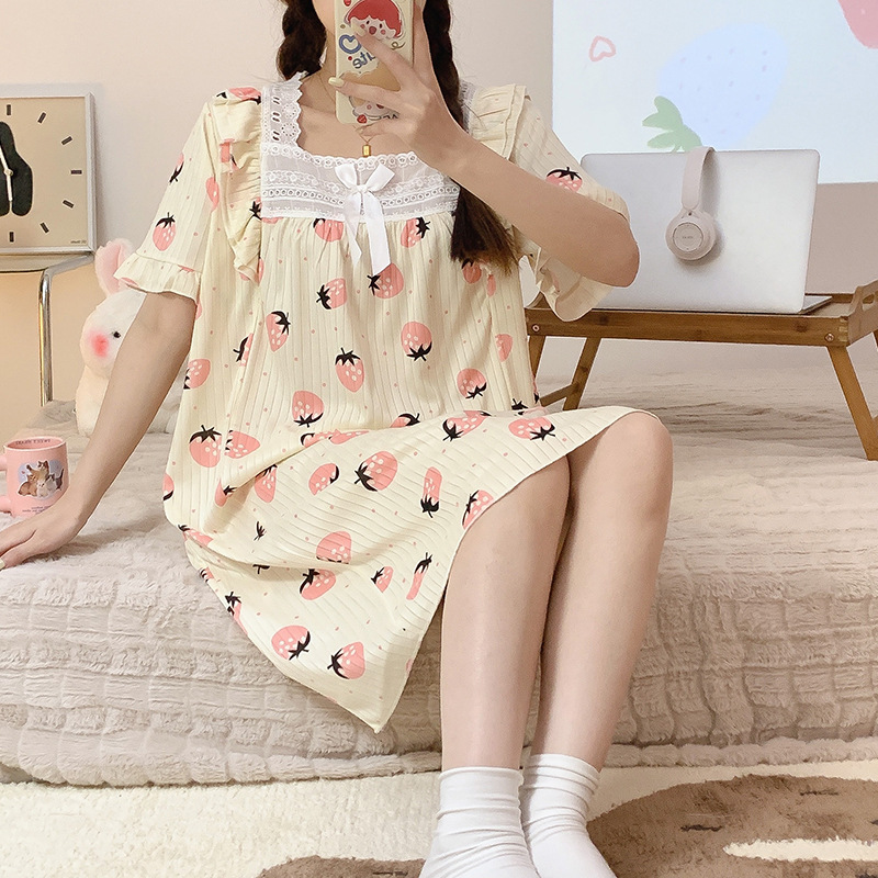 Verano de manga corta camisón de encaje de la muchacha pijamas princesa estilo suelto más tamaño de dibujos animados ropa para el hogar al por mayor