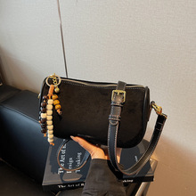 �¿ʿ�D�������玧�|��б�����ɫ�|��ͨ�����e����������Ů