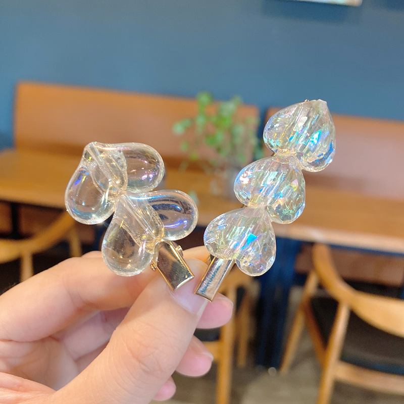 12g Weight Headwear Classification Festival Occasion Heart Pattern Women'S Gender Korean Laser Transparent Ice Cube Hairpin 4