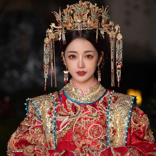 Phoenix Crown: Modern-Style Bridal Headdress for Hanfu Wedding—New Design, Luxurious Chinese-Style Wedding Accessory Perfect for Imperial Queen's Grand Ceremony and Show He Style Hairstyles