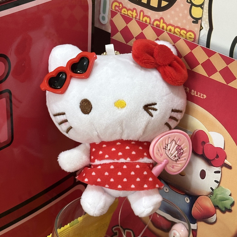 黑色草帽kitty帽宝宝挂件爱心扣公仔玩偶可爱赫本风挂饰钥匙扣|undefined