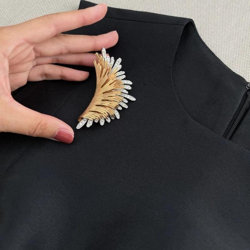 新しい中国風の絶妙でエレガントなヴィンテージブローチ女性のニッチデザインハイエンドジュエリーレトロスタイルジュエリー|undefined