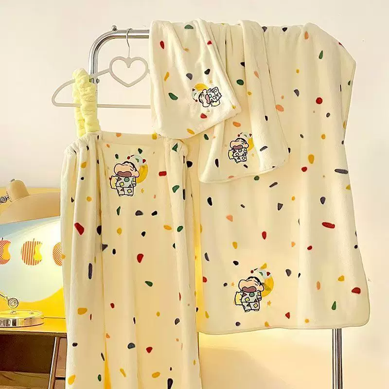 卡通蜡笔小新浴裙珊瑚绒加厚吸水可穿可裹浴巾干发帽儿童毛巾批发