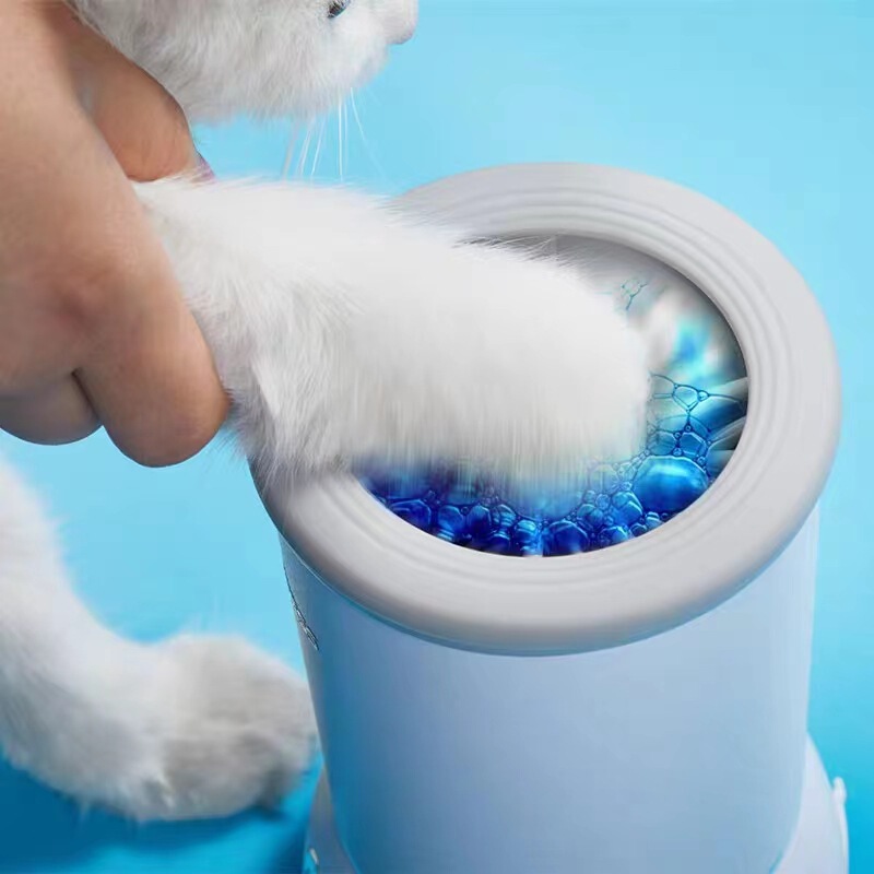 Cat and dog foot washing household pet electric foot washing device dog cat paw cleaner wipe-free automatic foot washing device cross-border