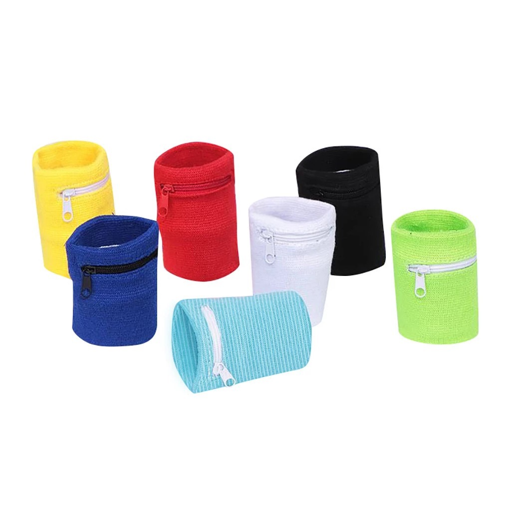 Sports wallet with zipper