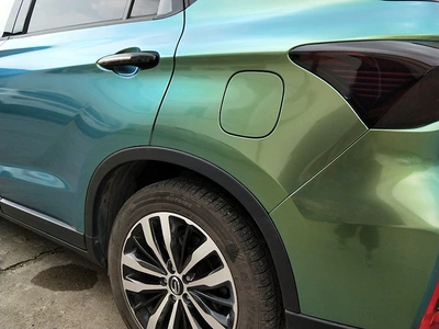 Auto Color Change Film — Direct Supply from the Manufacturer - pb-4106-glossy-ambilight-early-spring-green-15217-pet-bottom