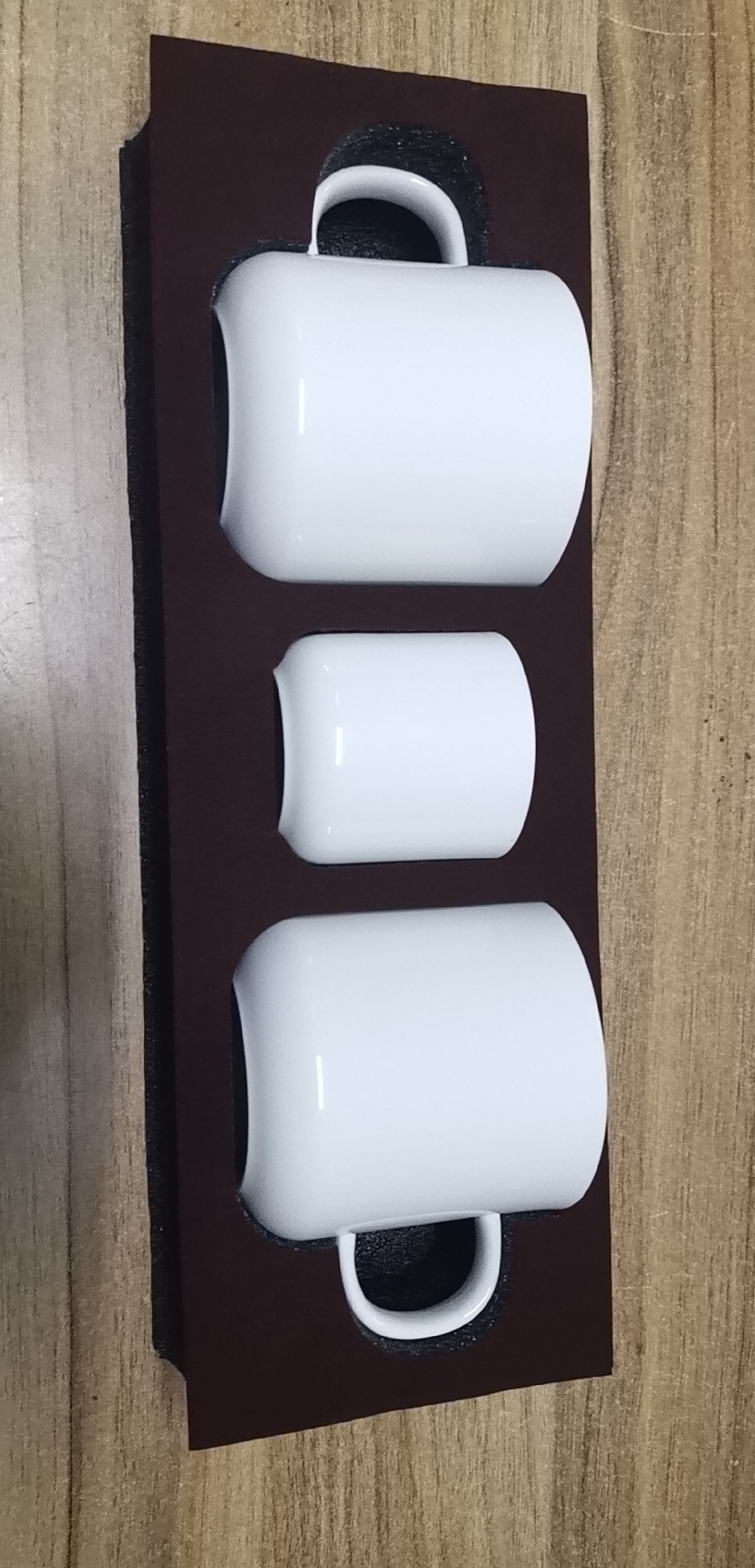 厂家供应黑色珍珠棉表黑绒布快递运输包装泡沫/内衬海绵泡沫