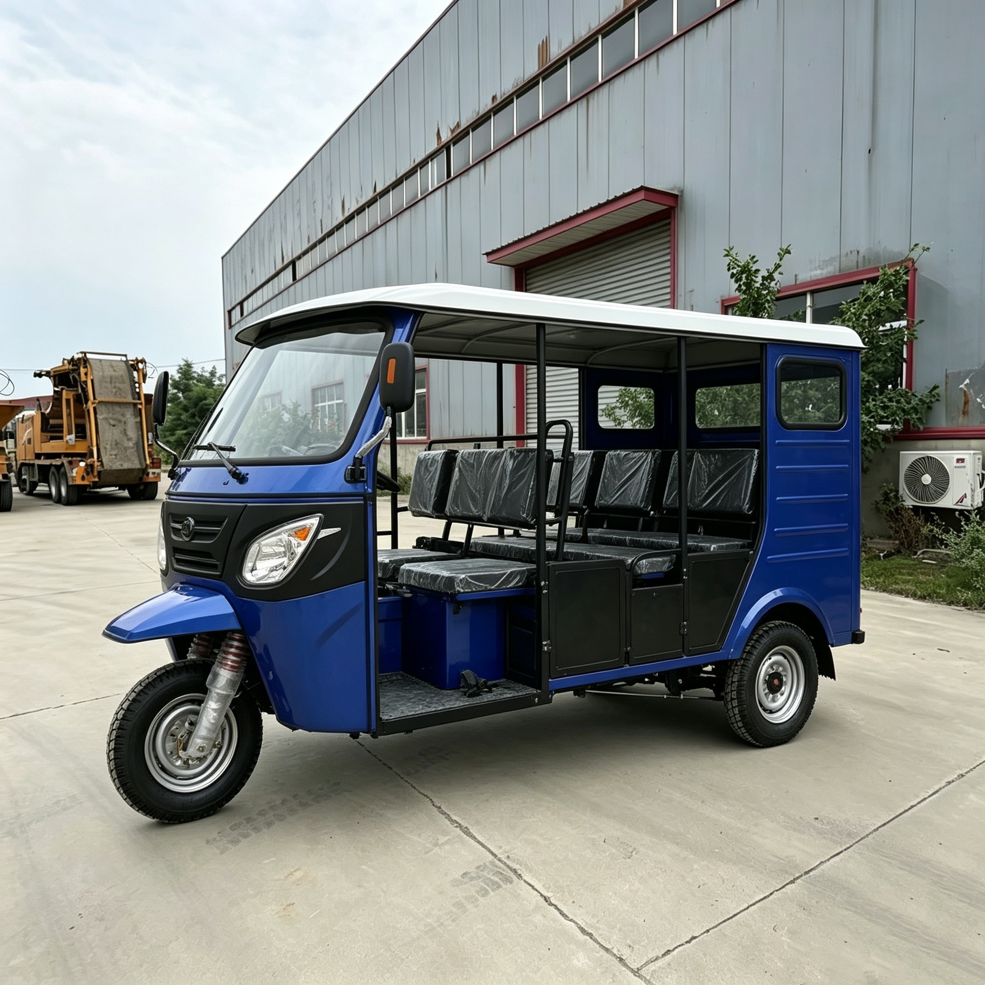 Enclosed passenger tricycle for multiple passengers, fully enclosed passenger tricycle, fuel-powered passenger tricycle for urban and rural operations