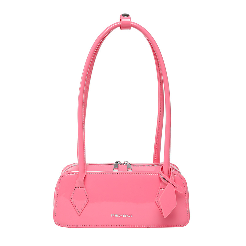 Bolso de axila de textura de alta calidad 2025 verano nuevo bolso femenino moda alfabeto bolso de hombro brillante charol marea