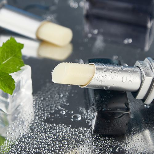 Aiyoyo men's moisturizing lip balm, moisturizing, repairing, anti-cracking, men's special lip balm wholesale