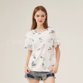 女式T恤;女式风衣;连衣裙