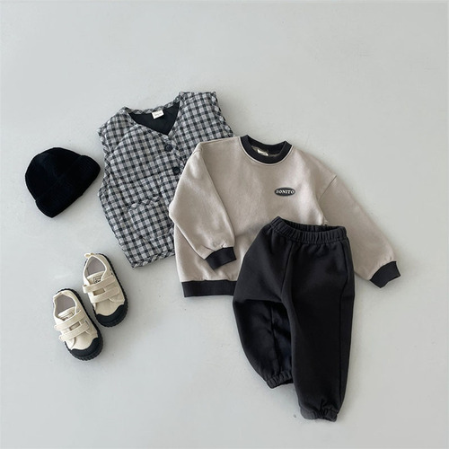 Korean version of ins children's clothing for infants and toddlers in spring and autumn for boys and girls with letters soft and comfortable sweatshirts and pants casual suits