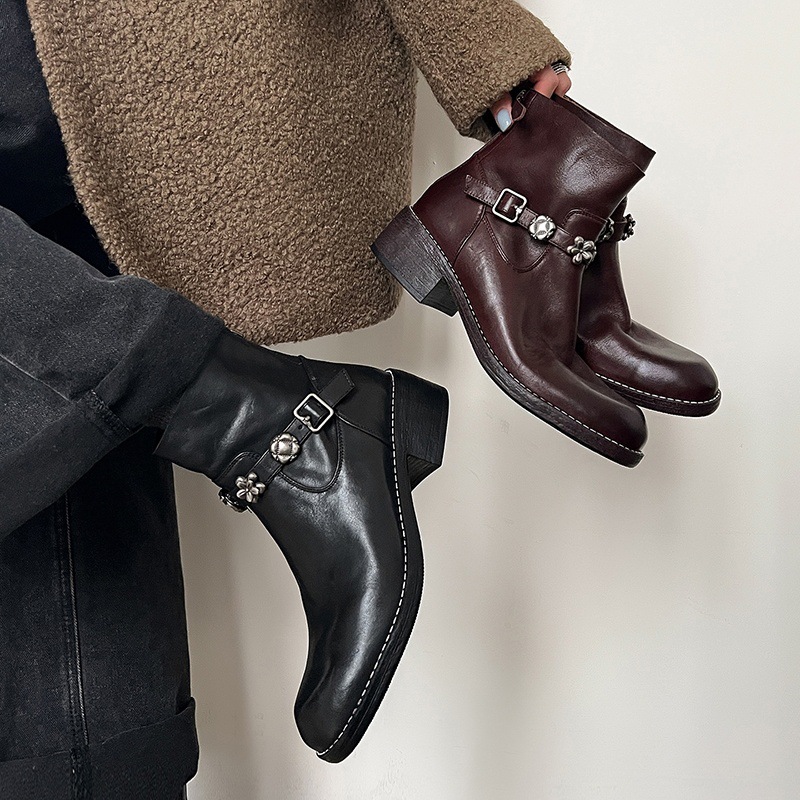 高质感！2025秋冬新款真皮马丁靴女中跟舒适百搭短靴女休闲铆钉扣