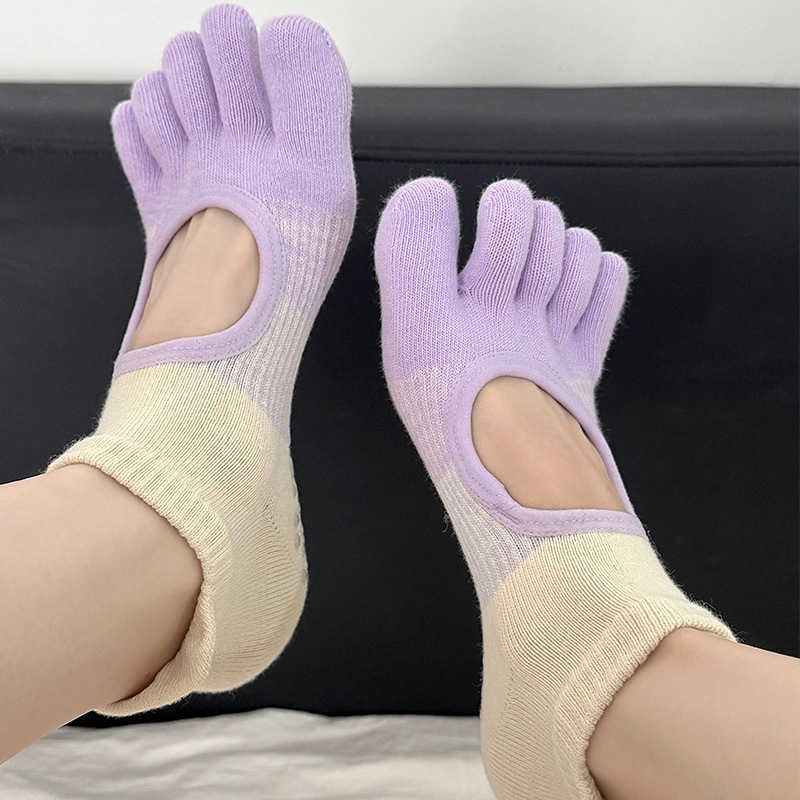 Professional Fitness Five-Finger Yoga Socks, Non-Slip Women's Spring and Summer Breathable Dance Pilates Socks, Floor Exercise Short Socks Professional Fitness Five-Finger Yoga Socks, Non-Slip Women's Spring and Summer Breathable Dance Pilates Socks, Floor Exercise Short Socks