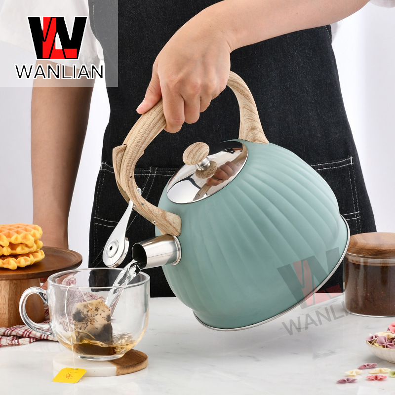 Amazon olla de calabaza pintura en aerosol silbato hervidor de agua de sonido transfronterizo mango de grano de madera cocina hotel de gran capacidad