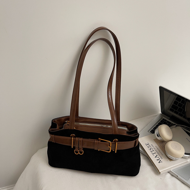 Nicho de moda bolso de viaje para mujeres 2025 nuevo retro mate bolso de hombro brazo bolso de mano casual versátil