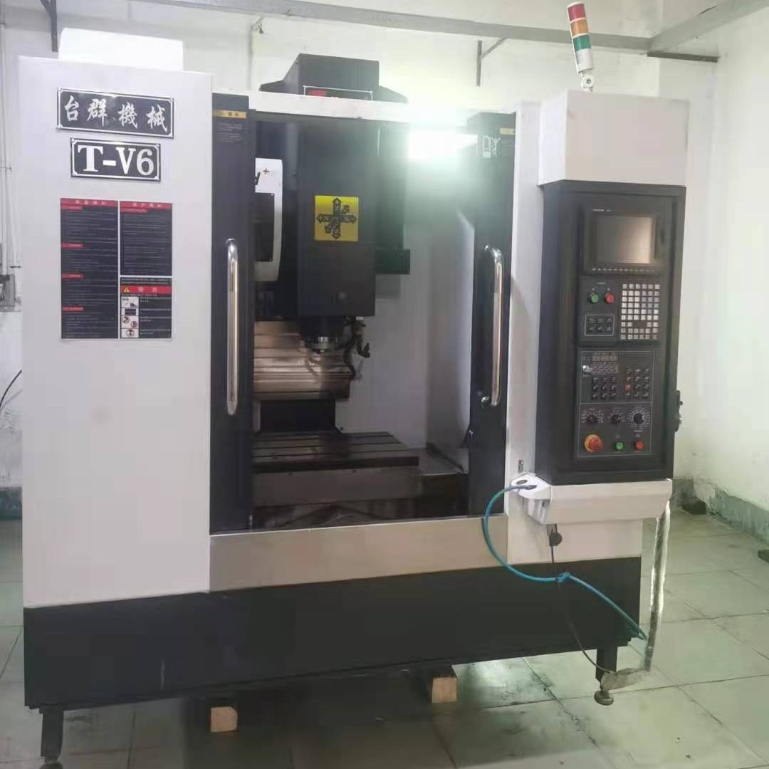 台群V6CNC机床,臂式刀库，三菱m80系统.，直连12000转。