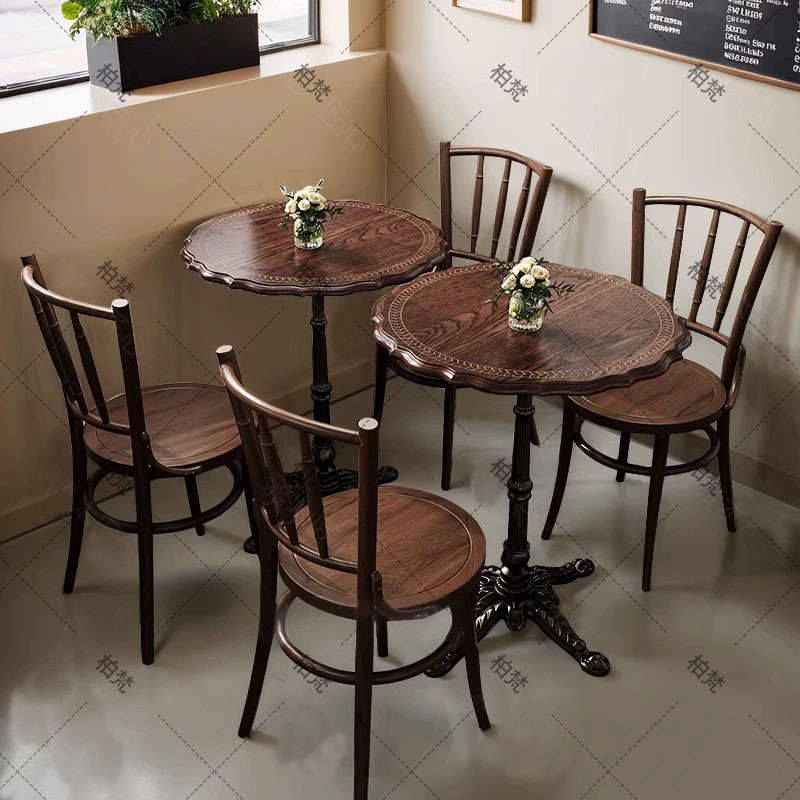 Café de madera sólida sofá mesa y silla combinación de estilo americano medieval mezcla restaurante de postres restaurante mesa y silla comercial de catering