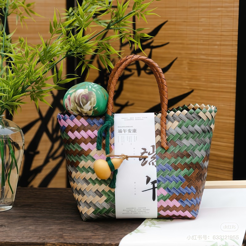 新しい中国風のウェディングギフト包装コンパニオンギフトバッグ新築祝い満月中秋節ギフトボックス織ハッピーイベントバスケット|undefined