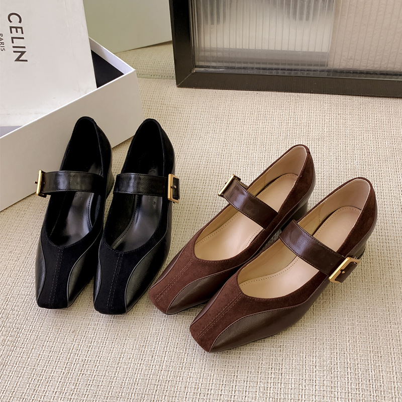 Primavera nuevo estilo retrógrado francés cabeza cuadrada hebilla de talón grueso zapatos de moda universal zapatos de boca superficial para mujeres