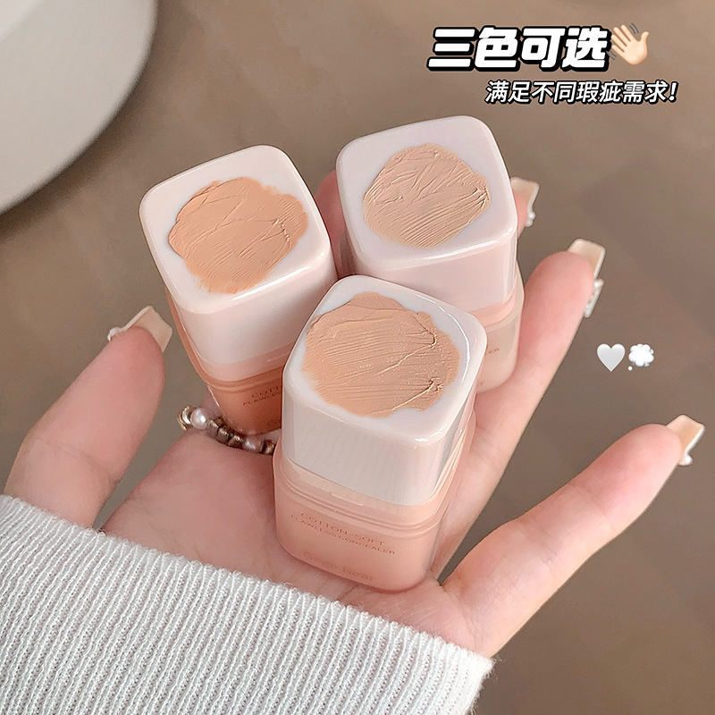 Gege bear Goge bear moisturizing impeccable concealer cubre manchas de acné, círculos oscuros, maquillaje de retención de agua ligero