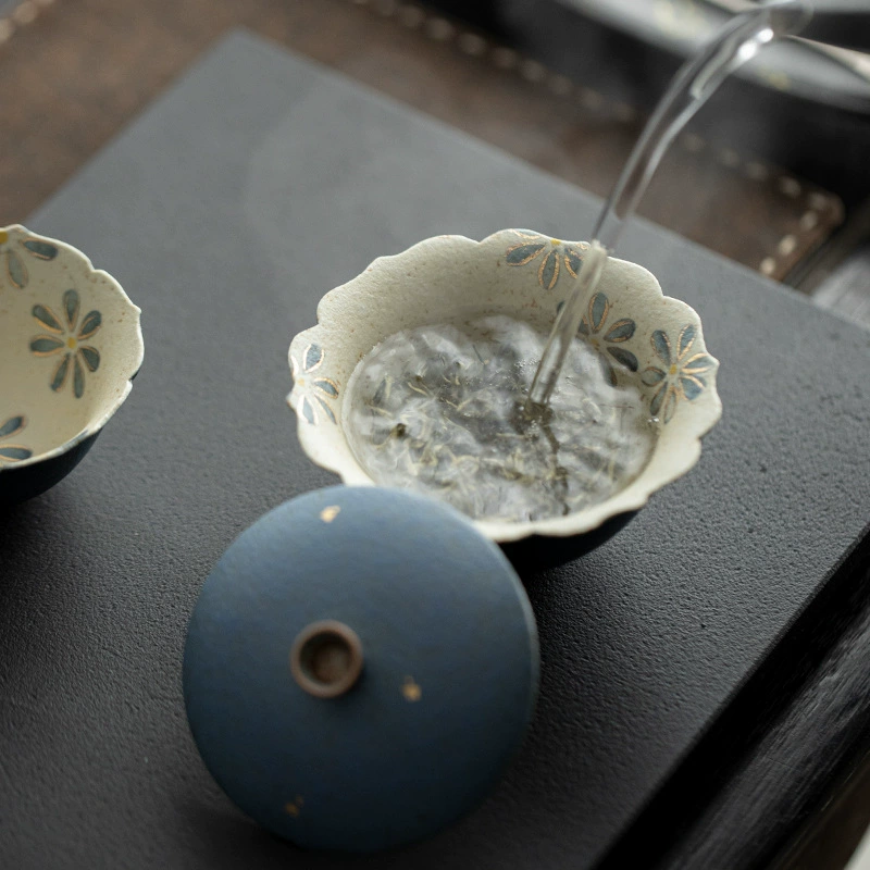 宜室茶话 Ceramic blue tea cup, hand painting
