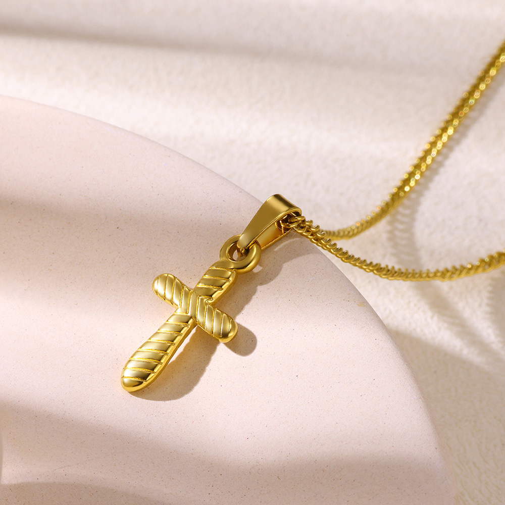 12g Weight 0.03µm-0.05µm Gold Plating Thickness PVD Coated Gold Plating Process Lobster Trigger Clasp Closure Clasp Closure Type Real Gold Plated Plating Material 304 Stainless Steel Pendant Material Stone-Free Inlay Material Pendant Necklace Classification 304 Stainless Steel Chain Material cable chain Chain Type 1 Piece Quantity Daily Occasion 304 Stainless Steel Material Geometric, Cross Pattern Unisex Gender Hip-Hop Style Waterproof Non Tarnish Craft PVD Coated Real Gold Plated 18K Gold Geometric Cross 304 Stainless Steel Hip-Hop Waterproof Non Tarnish 304 Stainless Steel Lobster Trigger Clasp Closure Pendant Necklace 9