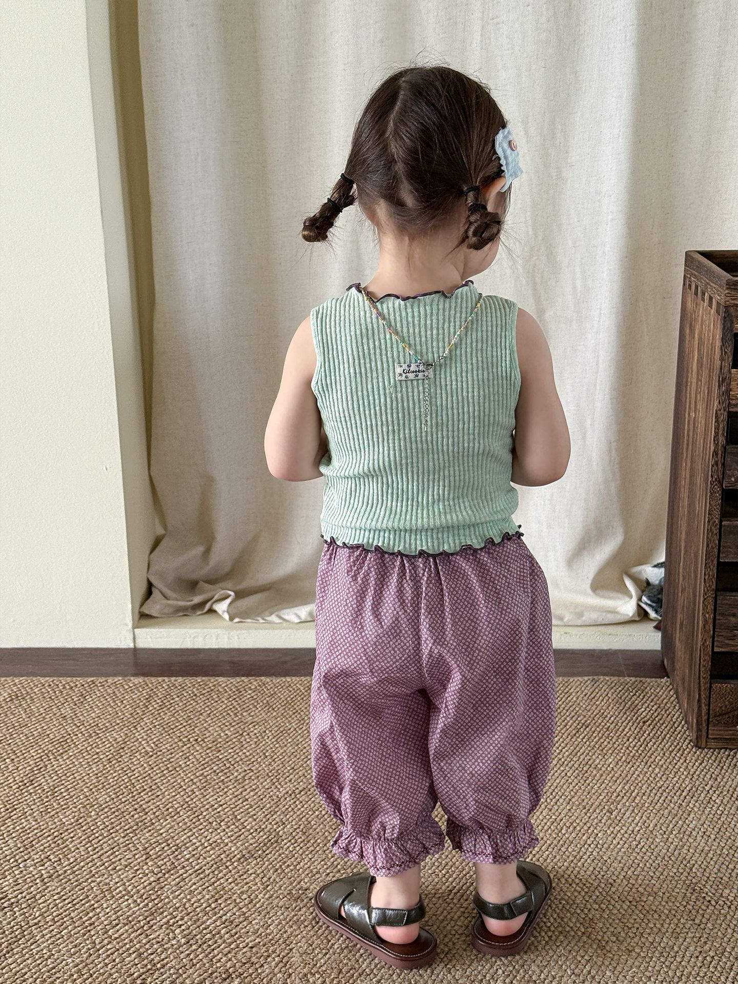 Sugar Pear ropa infantil chaleco de niña para usar verano delgado 2026 ropa de niños clase A chaqueta de bebé