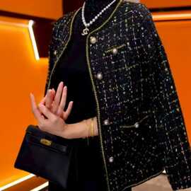 一件代发网红爆款气质优雅时尚小香风外套2025秋季新款百搭上衣女
