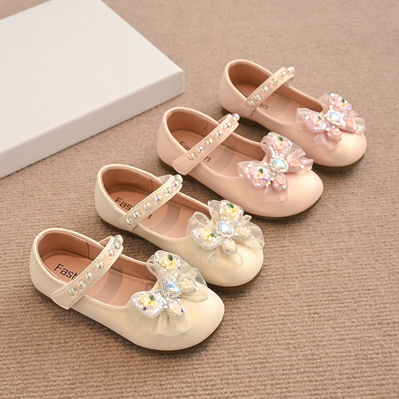 Детские туфли для девочек, кристальные туфли-принцессы в корейском стиле, мягкая подошва, стразы, плоская подошва, новая модель весна/лето 2025 года.