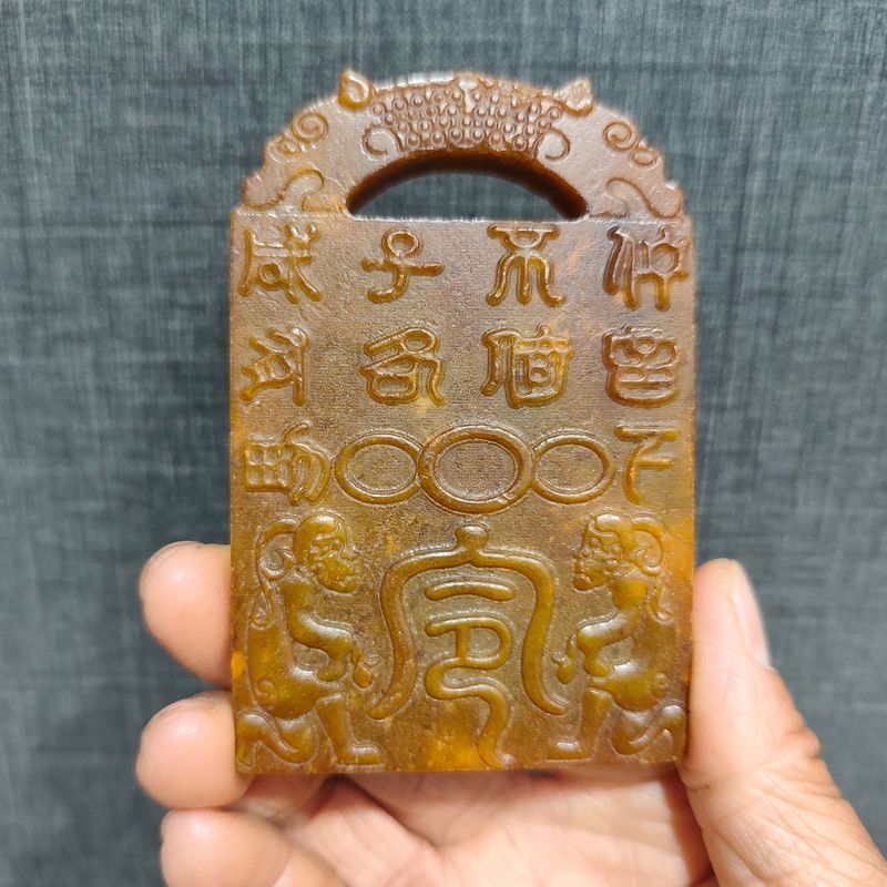 大量批发老岫玉古玩玉器捡漏做旧兽面镂空八卦古玉老玉挂件|undefined