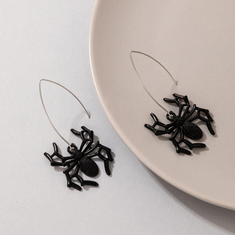 Los Pendientes De Animales De Araña Negra De Halloween Venden Al Por Mayor Joyería Nihaojewelry display picture 6