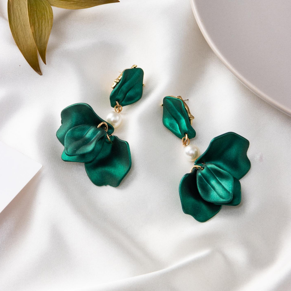 25g Weight Earrings, Ear Studs Classification Wedding, Travel Occasion Alloy Material Rose, Petal Pattern Women'S Gender Plating Design Fashion Style Fashion Rose Petal Alloy Women'S Earrings Ear Studs 22