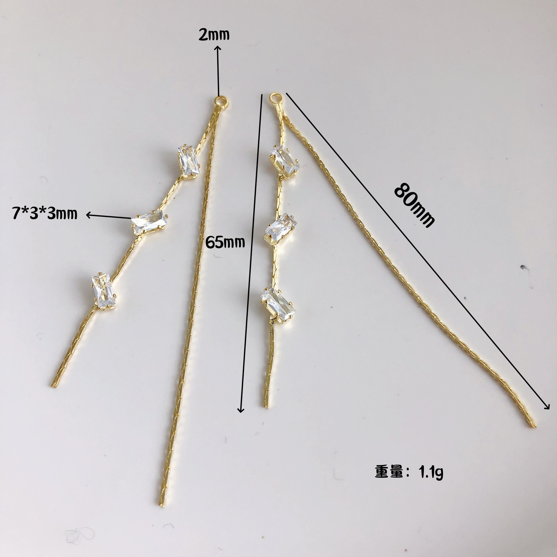Diyのアクセサリの部品の卸売りの新型の流行の柔らかい美しい枝のs形はドリルの長いタイプのフリンジのイヤリングの部品を入れます。