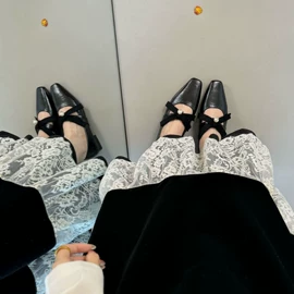 女式时装单鞋;女式皮靴;高跟凉鞋