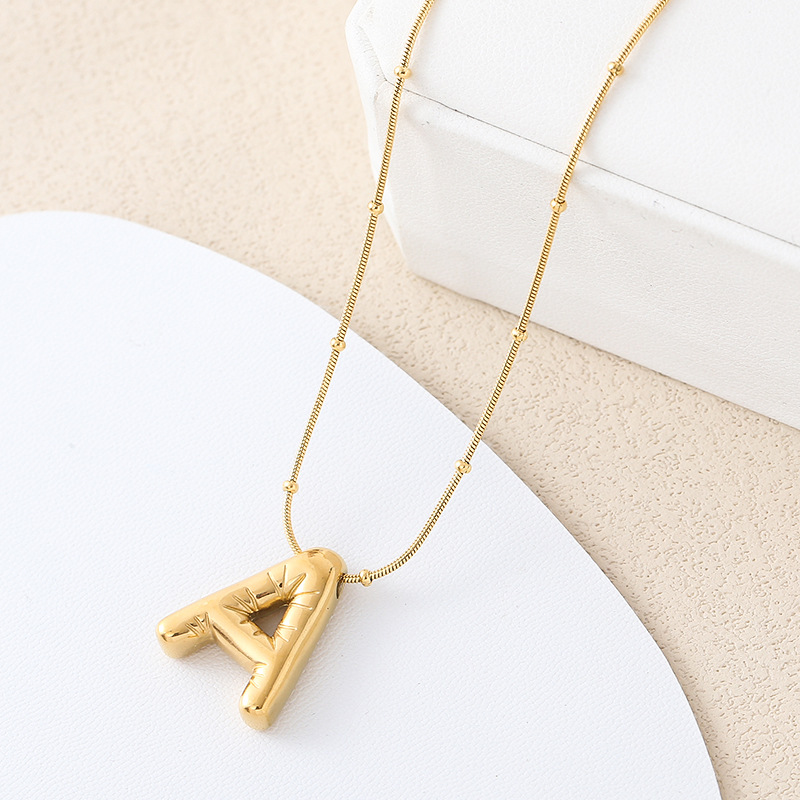 TEMU Hot-selling Accessories 26 English Alphabet Titanium Steel Cast Letter Necklace Women's All-match High-end Clavicle Chain